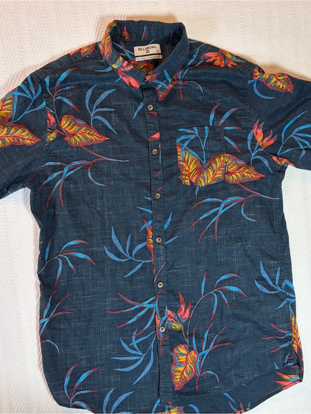 Billabong Men’s Shirt Large Blue Floral Tropical Button Up Short Sleeve Cotton